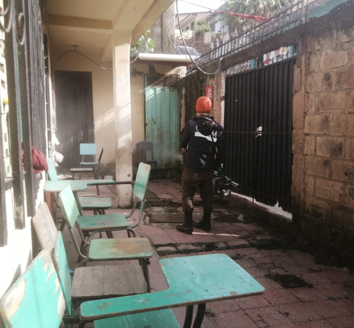 Previo a elecciones internas, desinfectan y fumigan centros de votación