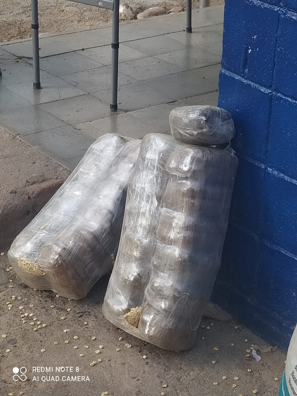 Encuentran dos sacos abandonados con supuesta marihuana en terminal de buses de Choluteca