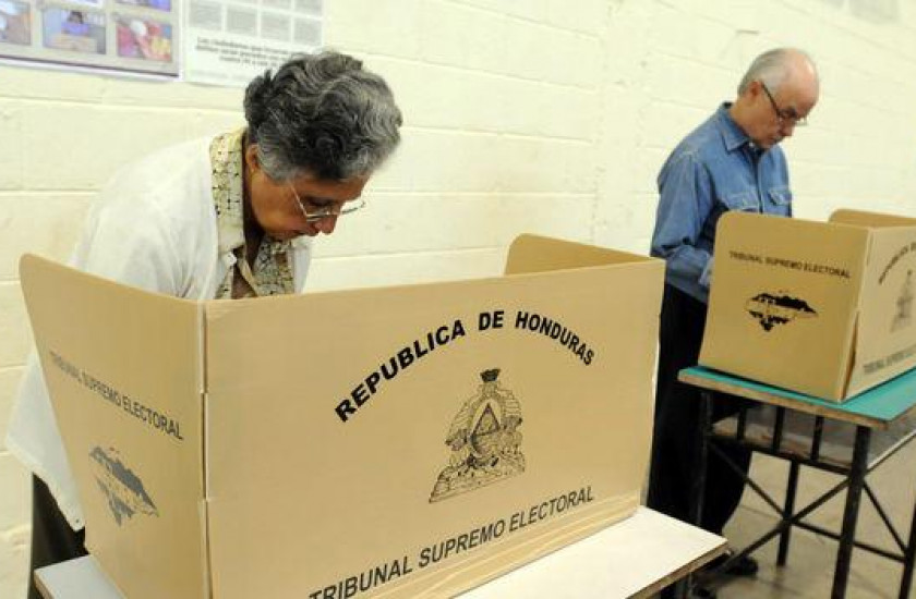 Comisionado del RNP:  «La población puede ir a votar el domingo con la nueva o la actual identidad»
