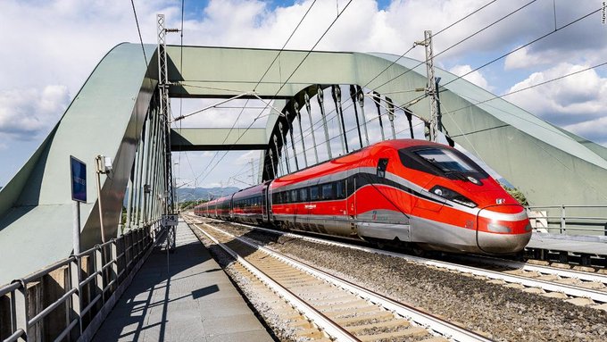 Italia presenta trenes ‘libres de covid’ hacia destinos turísticos Italia presenta trenes ‘libres de covid’ hacia destinos turísticos