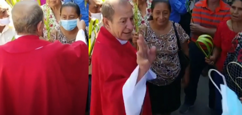 Carlos Umaña:   «Conducta del sacerdote Peña es irresponsable» 