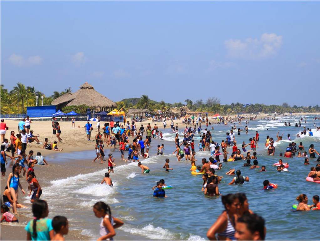 Gobierno concede asueto a empleados públicos del 29 al 31 de marzo a cuenta de vacaciones correspondientes a 2021. Gobierno concede asueto a empleados públicos del 29 al 31 de marzo a cuenta de vacaciones correspondientes a 2021.