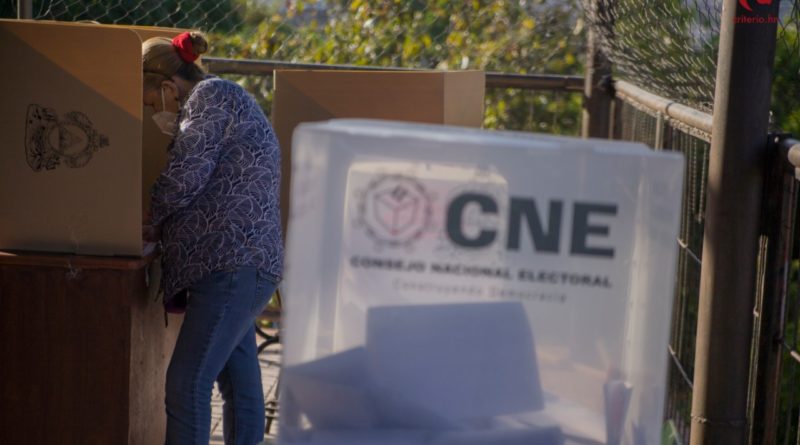 Analista político: «La información oficial es la que dará el CNE» Analista político: «La información oficial es la que dará el CNE»