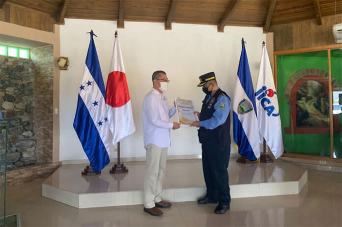 La Agencia de Cooperación Internacional del Japón entrega donativo a la Policía Nacional