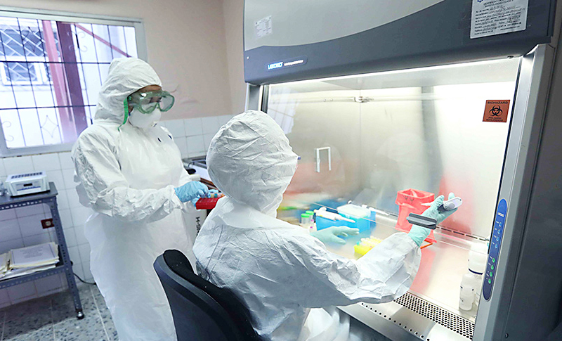 Al menos cuatro mil personas sin resultados PCR por contaminación de laboratorio