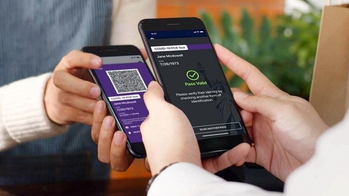 Nueva York lanza el primer “pasaporte COVID” de EE.UU. para acceder a eventos