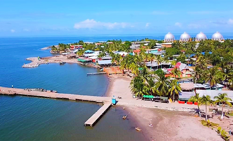 Alcalde Ricardo Alvarado : «Omoa es un paraíso, estamos listos para recibir a los veraneantes» Alcalde Ricardo Alvarado : «Omoa es un paraíso, estamos listos para recibir a los veraneantes»