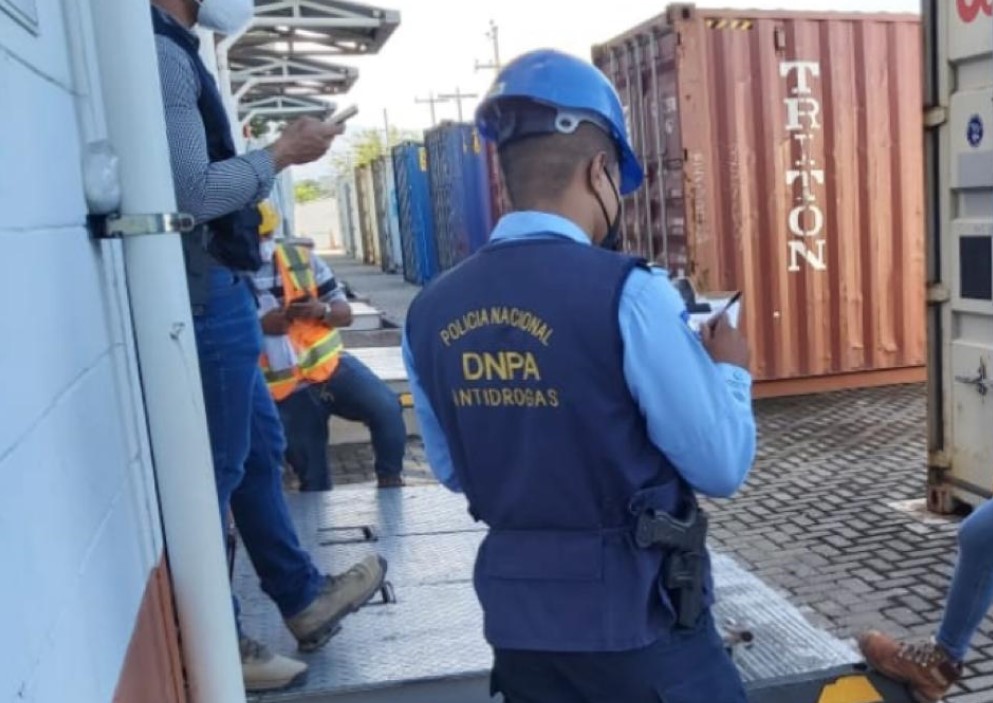 Decomisan en SPS más de 244 toneladas de «carbonato de sodio» una sustancia química controlada