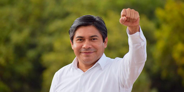 Wilfredo Méndez: «Continuamos esperando resultados oficiales del CNE» Wilfredo Méndez: «Continuamos esperando resultados oficiales del CNE»