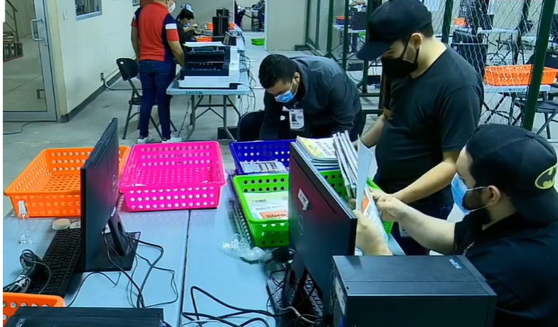 Denuncian «favoritismo de amigos» en Libre en escrutinio de actas