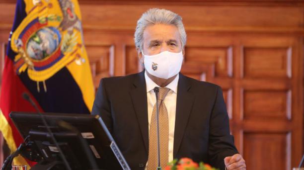 Ecuador decreta estado de excepción en ocho provincias por COVID-19