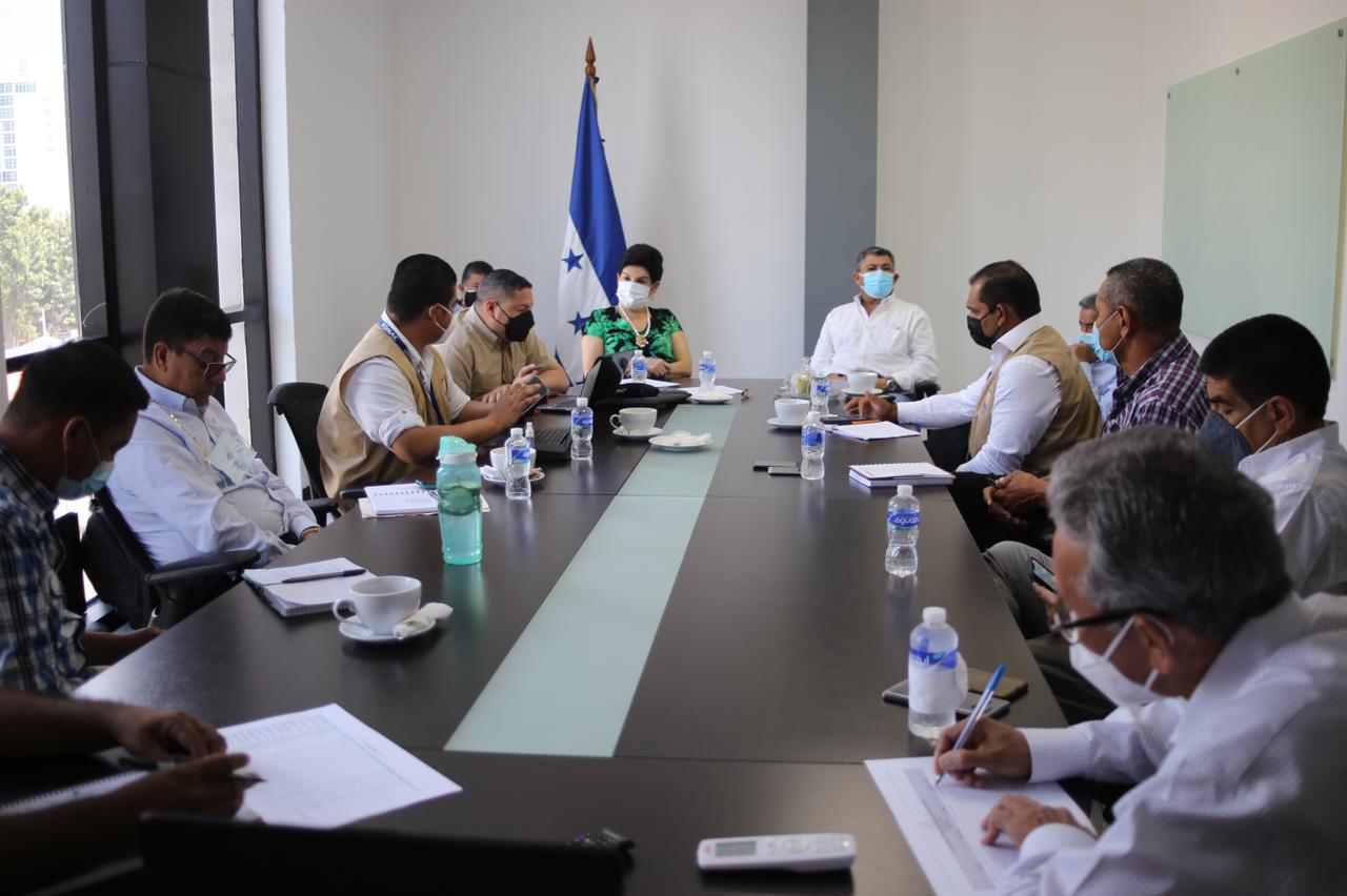 Comisión para el Valle de Sula crea hoja de ruta que prioriza reparación de bordos