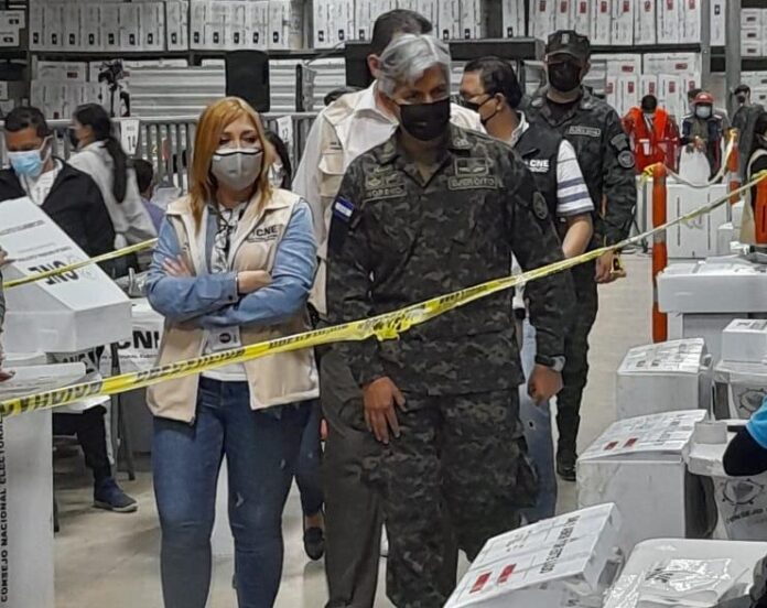 CNE y FF. AA. Revisan cierre final de escrutinio de las elecciones primarias