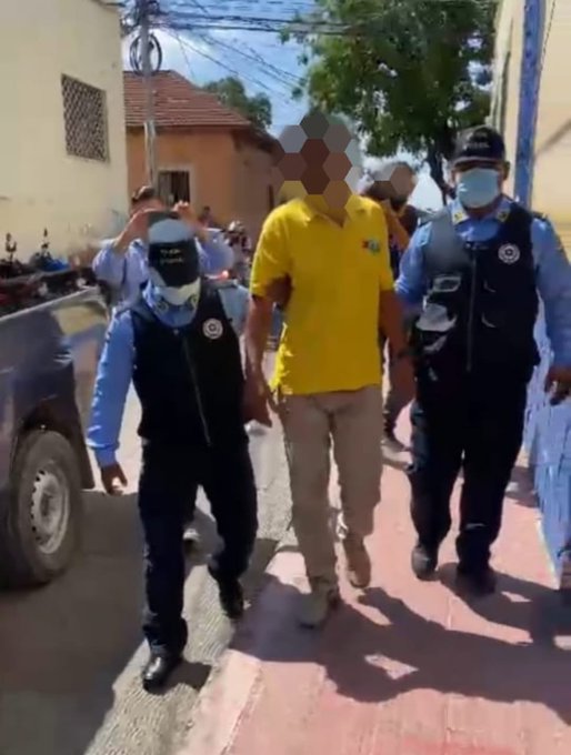 Sujeto es capturado por darle muerte a un padre y dejar herido a su hijo de cinco años en Choluteca Sujeto es capturado por darle muerte a un padre y dejar herido a su hijo de cinco años en Choluteca