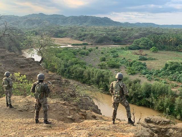 Ministro de Defensa: FFAA siempre han apoyado la seguridad fronteriza