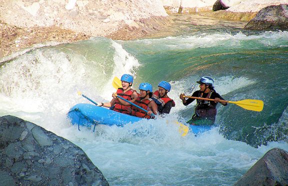 Disfruta de la velocidad del Rafting en el Río Cangrejal de La Ceiba