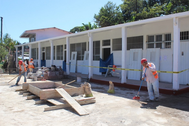 Asesor de Educación: » Gobierno repara 5 mil centros de enseñanza»