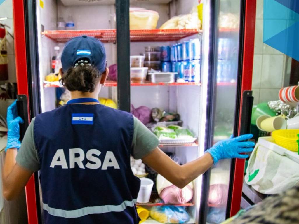 ARSA inspecciona 3,600 negocios a nivel nacional durante la Semana Santa ARSA inspecciona 3,600 negocios a nivel nacional durante la Semana Santa