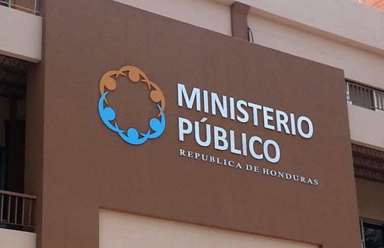 Ministerio Público no descarta ampliar requerimiento contra otros funcionarios en caso hospitales móviles