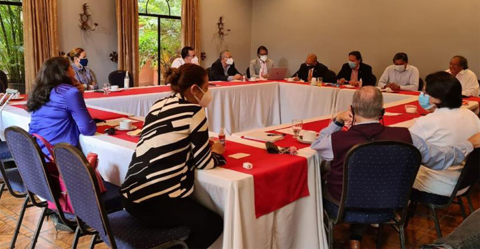 Militantes de Libre, Pinu y Liberal crean nueva “Alianza de la Honestidad” Militantes de Libre, Pinu y Liberal crean nueva “Alianza de la Honestidad”