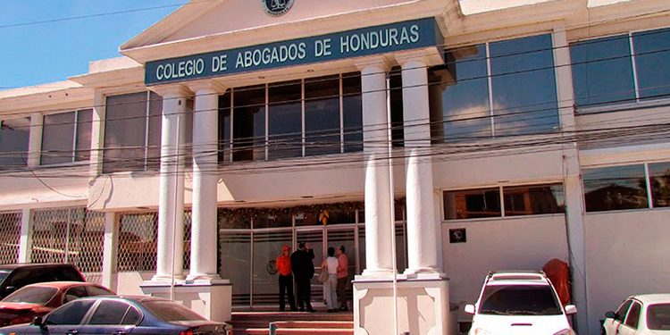 Elección de autoridades del MP y TSC, debe ser con 86 votos, dice CAH