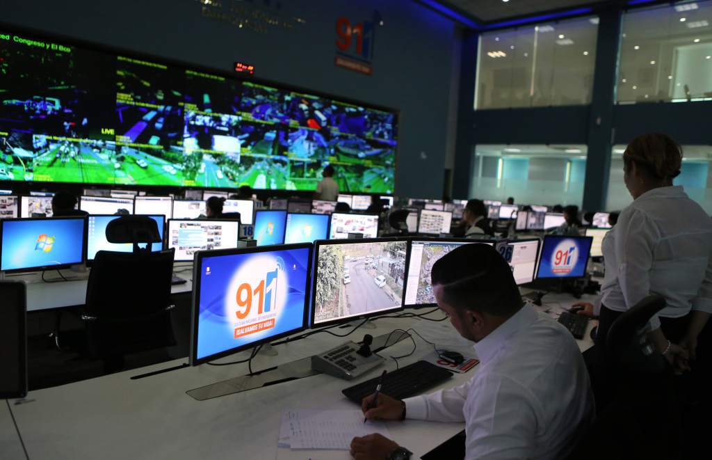 500 denuncias por “covidfiestas” recibió el 911 durante el fin de semana