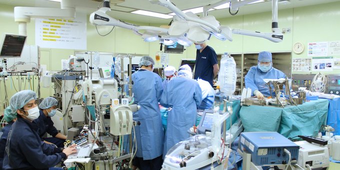 Japón realiza el primer trasplante de pulmón a partir de donantes vivos para recuperar a una paciente de COVID-19 Japón realiza el primer trasplante de pulmón a partir de donantes vivos para recuperar a una paciente de COVID-19