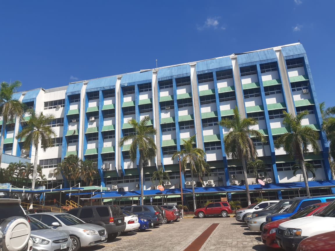 Doctor Carlos Umaña asegura que hospitales sampedranos no han colapsado  