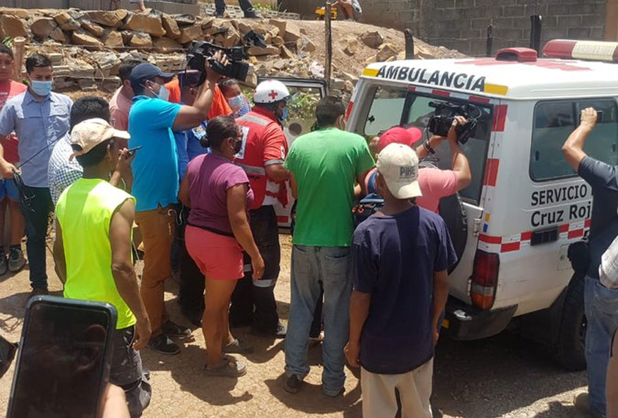 Muere segundo obrero de los tres obreros soterrados en Sabanagrande Muere segundo obrero de los tres obreros soterrados en Sabanagrande