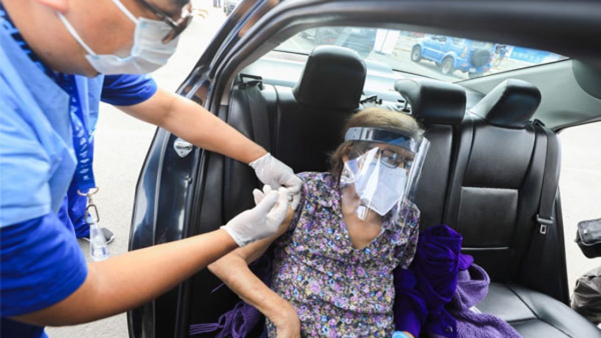 En SPS: Vacunación contra el COVID-19 podrá ser a domicilio