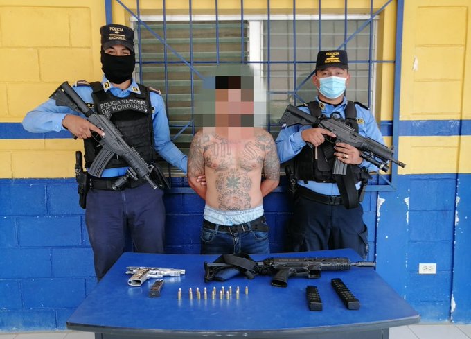 Supuesto miembro activo de la MS-13 es capturado con armas y munición en Cortés