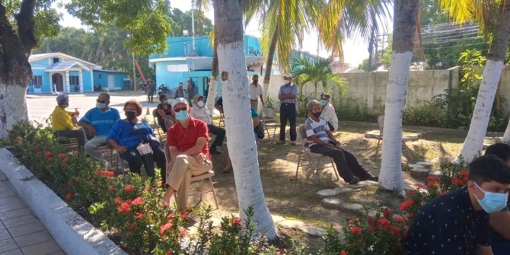 Cuarta jornada de inmunización: Puerto Cortés vacuna adultos mayores contra la covid-19