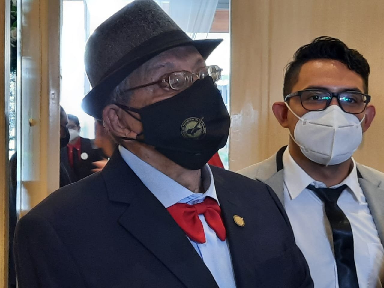 CPH  otorga el premio “Álvaro Contreras” al connotado periodista Mario Hernán Ramírez