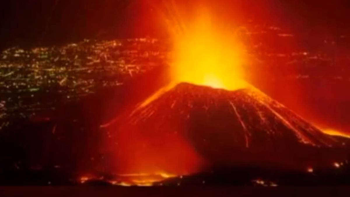 La erupción de un volcán en el Congo deja cinco muertos y evacúa una ciudad
