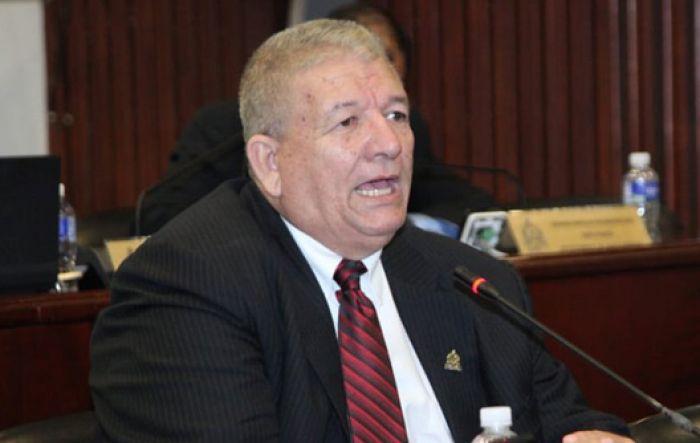 Edgardo Castro asegura que diputados disidentes no están negociando puestos ni privilegios   