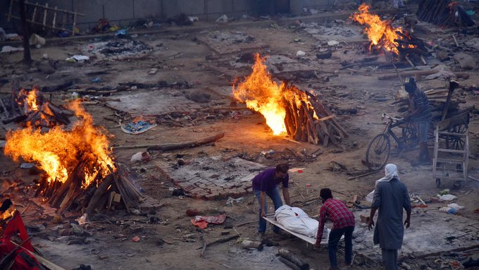 España dona a India oxígeno y máquinas ventiladoras para atajar una pandemia que suma casi 20 millones de contagios