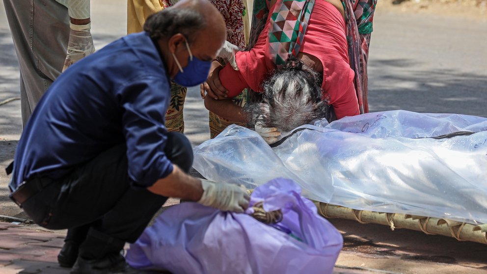 India superó los 250,000 muertos por covid-19 en medio de la inquietud por la variante