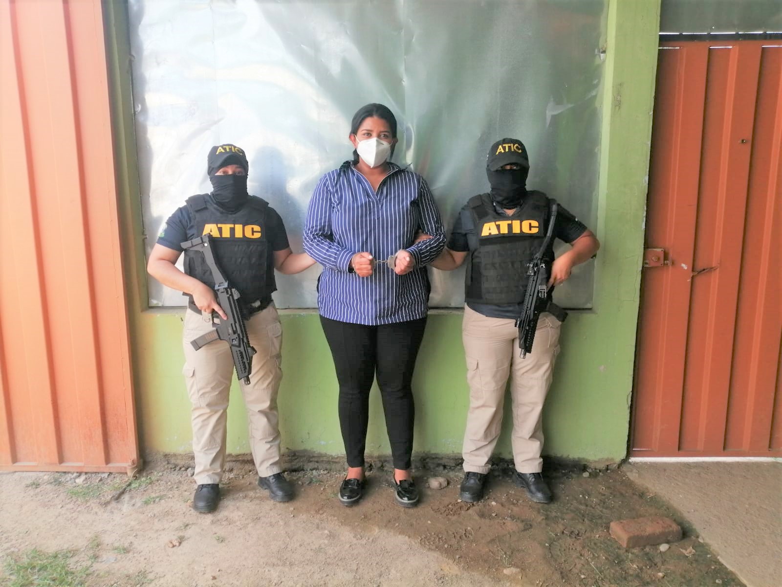 Detienen a la esposa del presidente del Colegio de Abogados de Comayagua