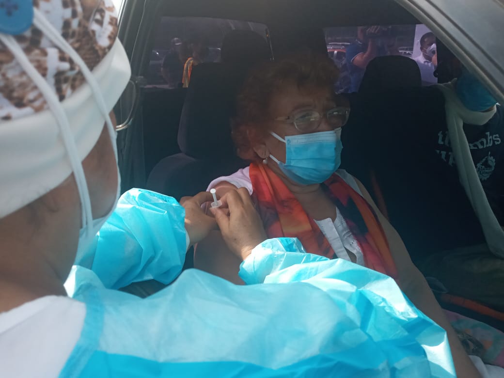 Asociación Hondureña de Adultos Mayores pide que se vacune a unos 200 mil miembros Asociación Hondureña de Adultos Mayores pide que se vacune a unos 200 mil miembros