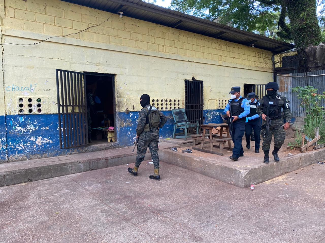 Autoridades ejecutan inspección en Centro Penal de Puerto Lempira