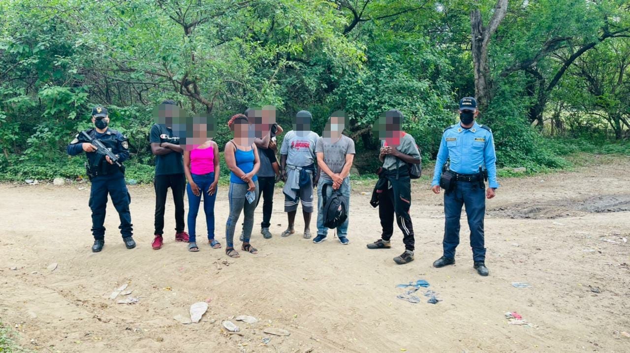 Detienen en Choluteca a 8 migrantes de diferentes nacionalidades por ingreso irregular al país