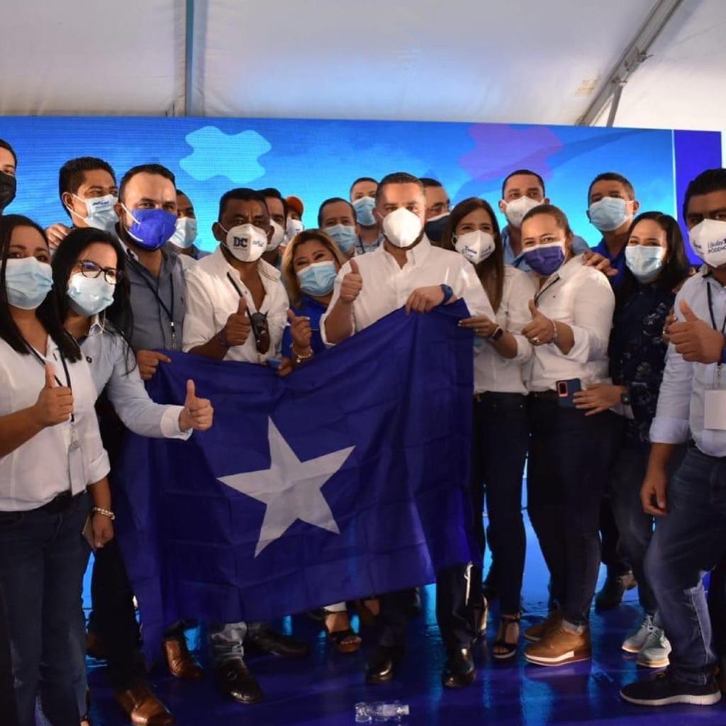 David Chávez es proclamado presidente del Partido Nacional