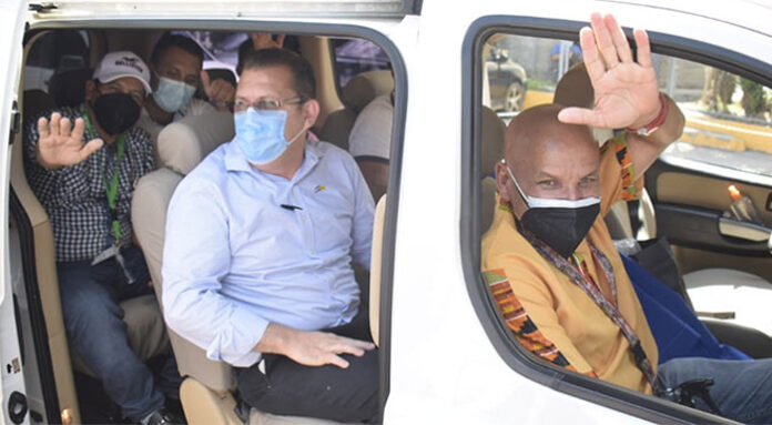 Siete alcaldes hondureños se reunirán con autoridades de China en El Salvador Siete alcaldes hondureños se reunirán con autoridades de China en El Salvador