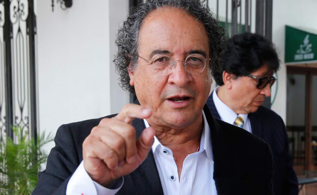 Nelson Avila : «Si realmente  pensásemos en salvar la nación,  todos los políticos deberíamos unirnos»