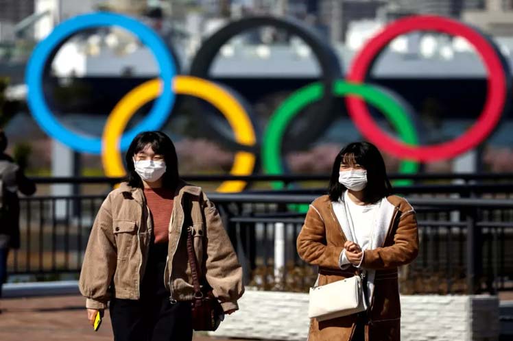 Presidente de Filipinas ordenó arrestar a quienes usen mal la mascarilla