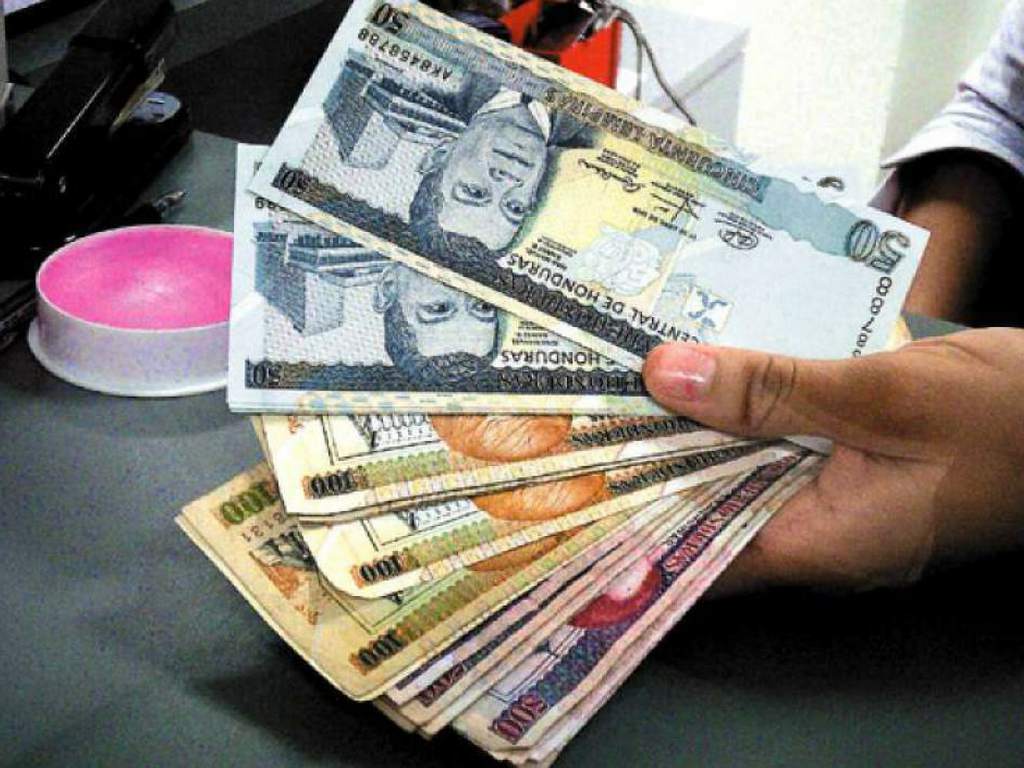 Incierto el pago del decimocuarto mes de salario en la empresa privada Incierto el pago del decimocuarto mes de salario en la empresa privada