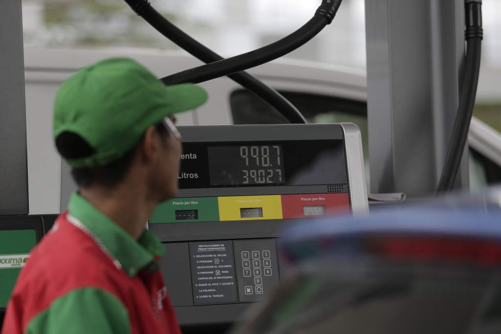 Ahdippe: A partir de hoy la gasolina superior sube a más de 100 lempiras