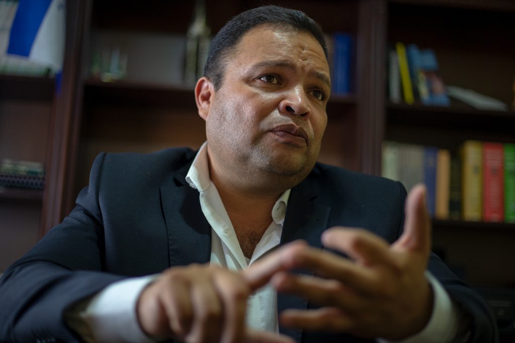 «Son más importantes las alianzas con el pueblo que con las cúpulas políticas»: Jari Dixon