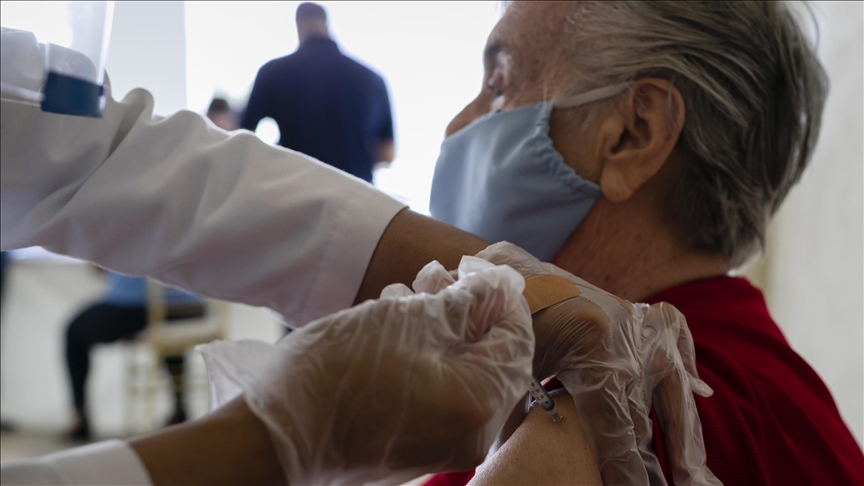 Unos 800 mil adultos mayores serán priorizados para recibir vacuna anticovid en Honduras