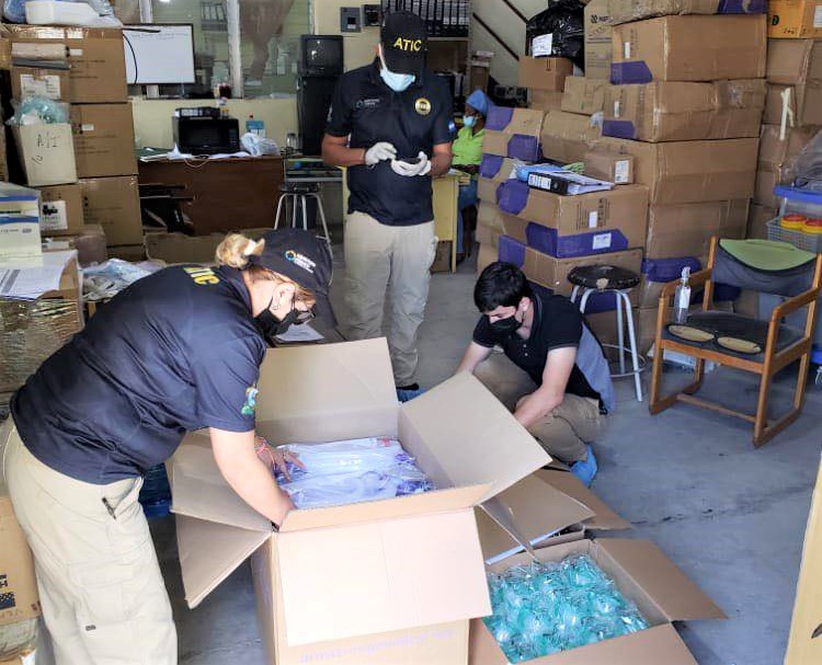 Fiscales anticorrupción verifican estado de ventiladores mecánicos en hospitales de Comayagua y La Paz